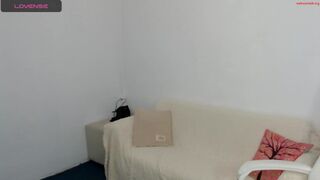 batari_giya - Video  [Chaturbate] shaven petite-teenager for