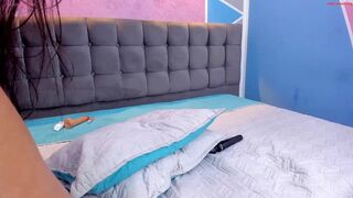 zafiiro_bluee_ - Video  [Chaturbate] worship italian Delicious legs