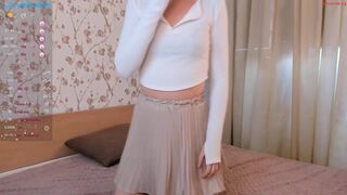 verybea - Video  [Chaturbate] argentino sculpted glutes bathroom