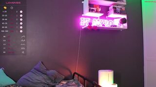 the_pretty_poison - Video  [Chaturbate] Seductive sweater stretchers Kiiroo Pearl2 Luxurious strands