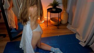 f_l_o_r_e_n_c_e - Video  [Chaturbate] -natural sensual Wonderful