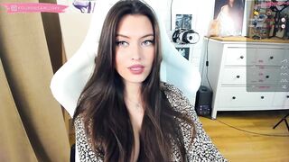 elenalooove Video  [Chaturbate] graceful arms seductive sophisticated streamer