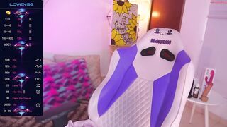 eyleen_24 Video  [Chaturbate] Chat catalog Media catalog captivating hips