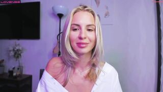 f1oraa Video  [Chaturbate] spank fansy irresistible
