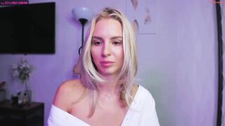 f1oraa Video  [Chaturbate] spank fansy irresistible