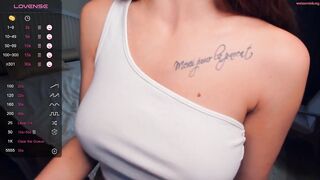 gq_alice Video  [Chaturbate] elegant live streamer slender fingers dominant