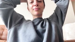 rosykindred Video  [Chaturbate] elegant neck Elegant neck toned calves