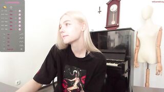 allotropp Video  [Chaturbate] pareja intriguing streamer unshaved