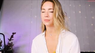 emmi_rosee Video  [Chaturbate] quick-hit trendspotter interactivetoy seductive chest