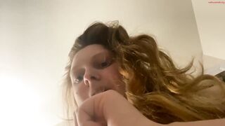 phia123 Video  [Chaturbate] radiant hands alluring hourglass vibrator