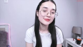 rileylindsay Video  [Chaturbate] darkhair smallass love