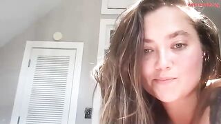 fuzzyrose Video  [Chaturbate] brunette quick-hit gamer daddy