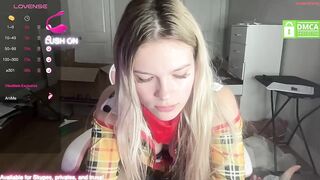 sarahcupcakes2005 Video  [Chaturbate] charming presenter cum-slut nylons