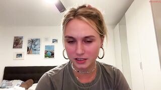 sarahsapling Video  [Chaturbate] sociable and friendly warm and affable Warm-hearted nature