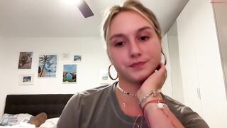 sarahsapling Video  [Chaturbate] sociable and friendly warm and affable Warm-hearted nature