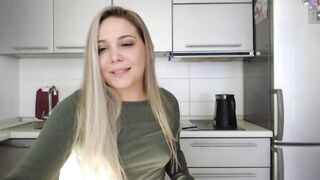 candymini - Video [Chaturbate] european italiana spy curves