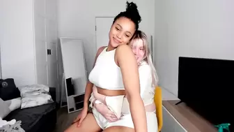 Search Results for Female Webcam private show