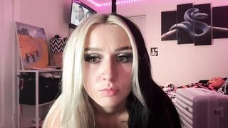 charlybarbie - [Video] sph petite piercing passion