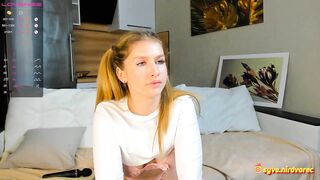 donnahunters - [Video] spy cam solo huge dildo strip