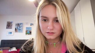 sarahsapling - [Video] oil spit big nipples nudity