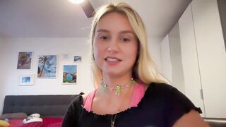 sarahsapling - [Video] oil spit big nipples nudity