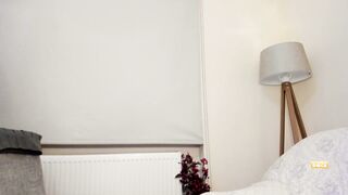 snowww_white - Video [Chaturbate] huge-ass Honest male girlongirl