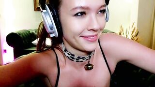 _demi_dee_ - [Video] teen amateur pretty face big pussy lips