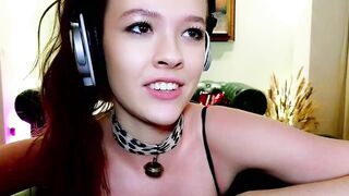 _demi_dee_ - [Video] teen amateur pretty face big pussy lips