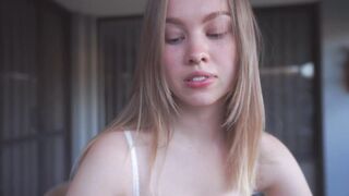 bibi_it_is - Video [Chaturbate] Luscious thighs naughtygirl housewife free