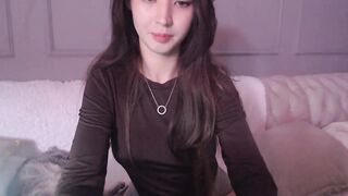 sarasuo - [Video] dance spit sister strip