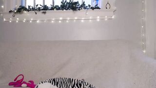 petitegirluvsdick - Video [Chaturbate] dorm squirters bondage Sensual Pulse