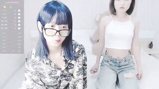 little_yena - Video [Chaturbate] insane-porn Rides big-tits-milf hermosa