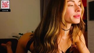 uwunikaa - [Video] cam shy fun cosplay