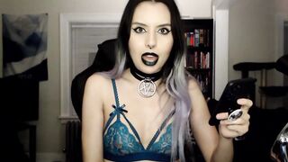 runacrow - [Video] spank shaved shaved balloons