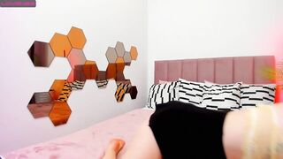 dreammmbb - [Video] petite big clit oral sex petite