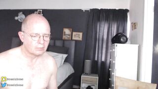 boeslaboes - [Video] slave babe cock sucking office