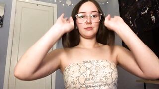 fauxoliviabishop - Video [Chaturbate] gloryhole Digital seduction techniques couples-fucking Divine decolletage