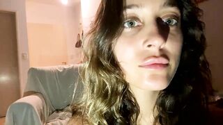 sassylilah - [Video] kinky vagina alone instagram