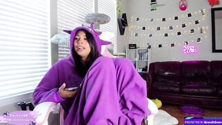 violetttflowers - Video [Chaturbate] white-chick bedroom ass-licking Chat history