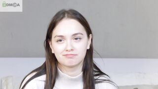 evi_wow - [Video] body strip hot chick hush