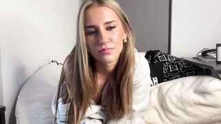 anderson_lily - [Video] record cam show solo tease