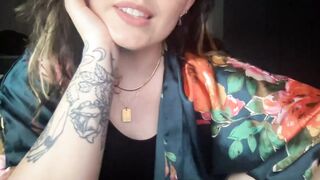 sleeps1r3n - [Video] big lips boobs amateur sex video real orgasm