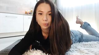 meryfoxxx - [Video] tease big tits shaved slim