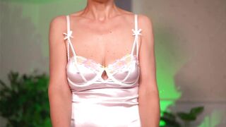 ladyalma - [Video] extreme fingers face fucking big ass