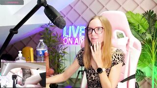 belle_alice - [Video] belly dildo fucking nude bondage