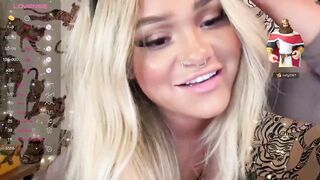 ari_02 - [Video] shy panties curvy camera