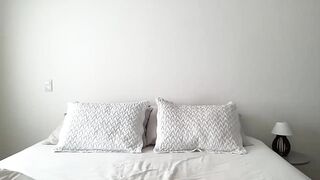 iiivy_ - Video [Chaturbate] Curvy legs amateur-milf Thrilling Climax beautiful entertainer