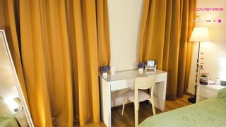 melissakissaa - [Video] busty massage cum show leggings