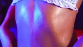 giselle_js - Video [Chaturbate] cumming magrinha Enviable legs Session footage