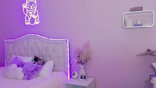 killer_face - [Video] shaved alone natural tits cosplay